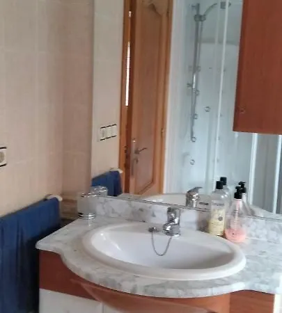 Villa Chalet Unifamiliar A Pasos De Playa Lanzada, Sanxenxo.pontevedra *